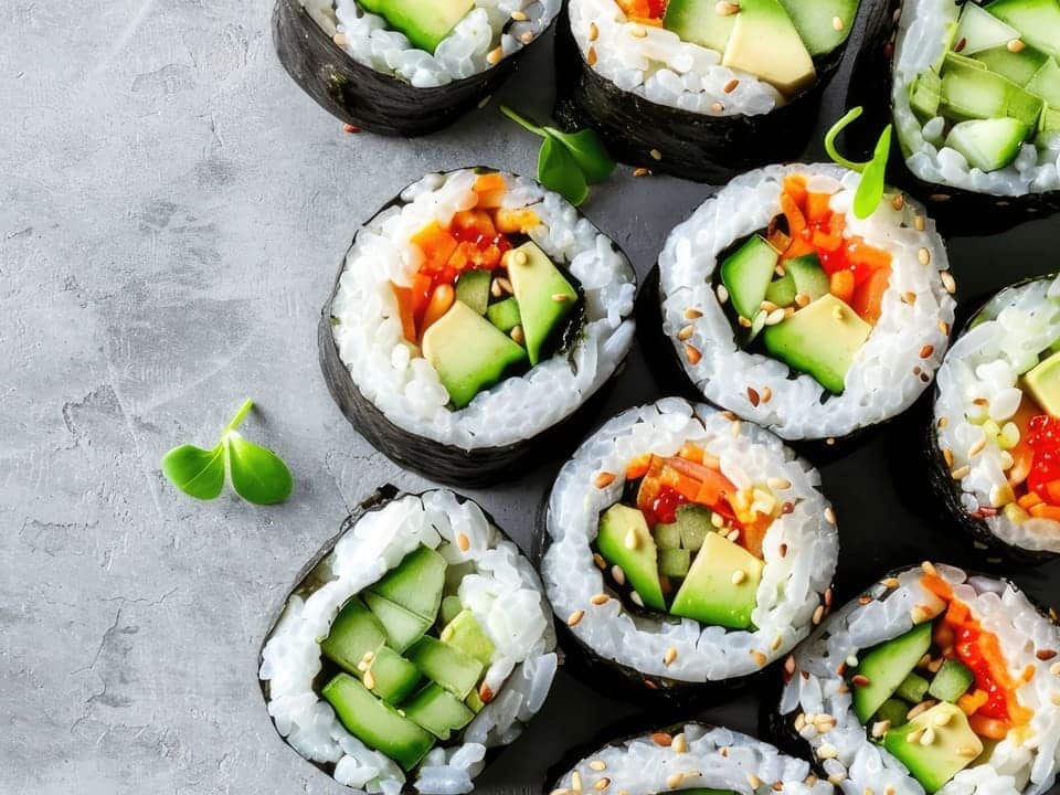 maki di sushi vegano